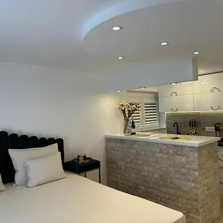 Zeleznik Apartment